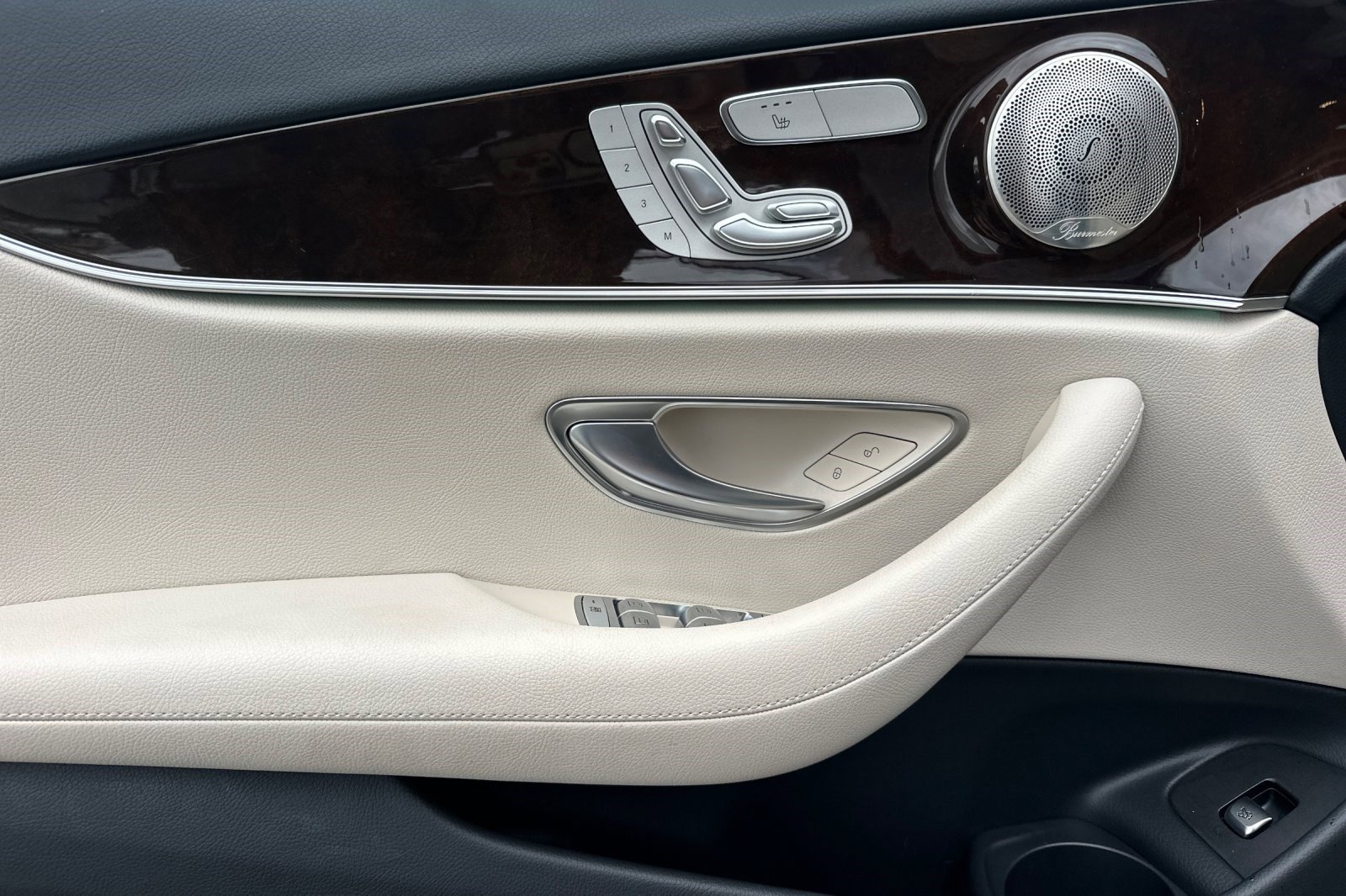 Used 2022 Mercedes-Benz E 350 Sedan image 12