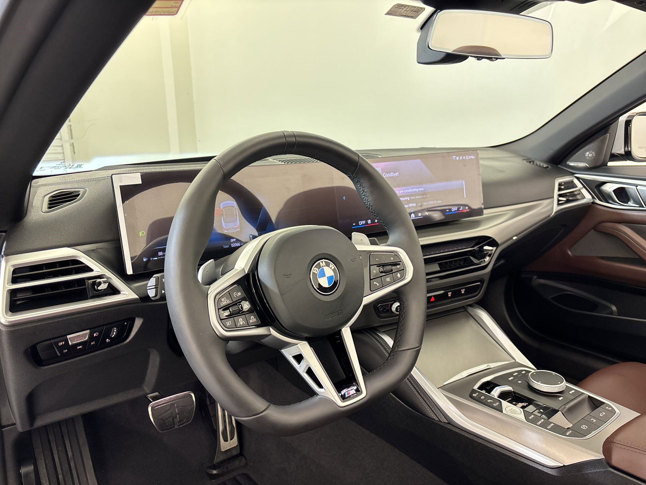 Used 2026 BMW 430i xDrive Convertible w/ M Sport Package image 4