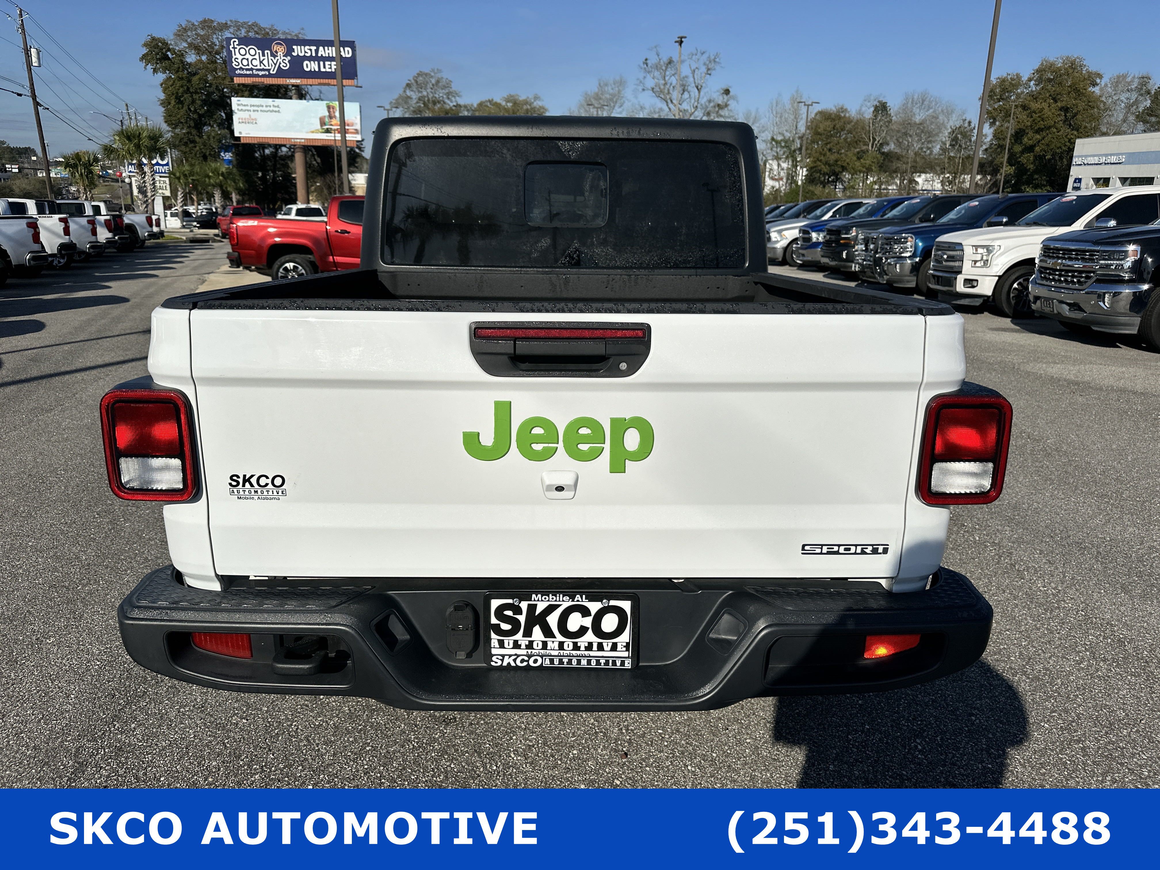 Used 2020 Jeep Gladiator Sport w/ Quick Order Package 24S AWD/4WD image 4