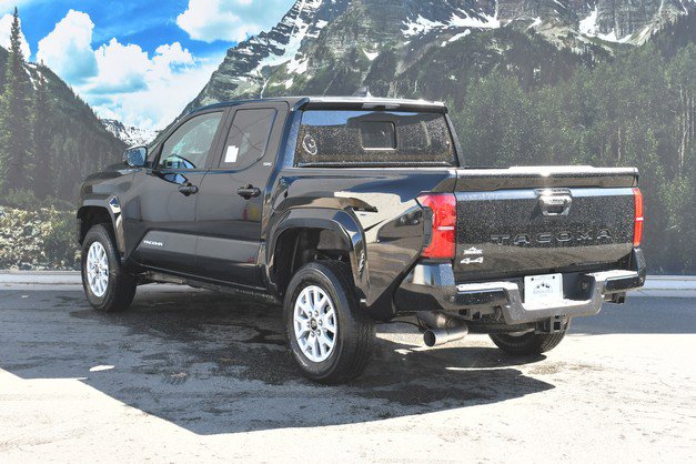 New 2026 Toyota Tacoma SR5 image 3