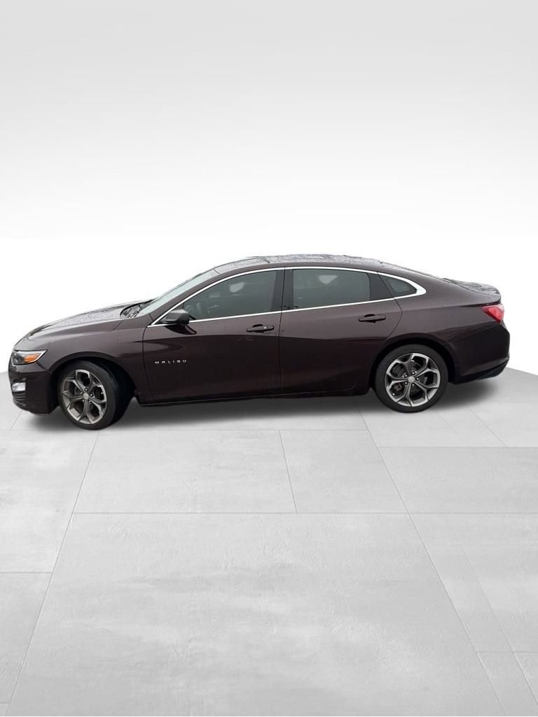 Used 2021 Chevrolet Malibu LT image 17