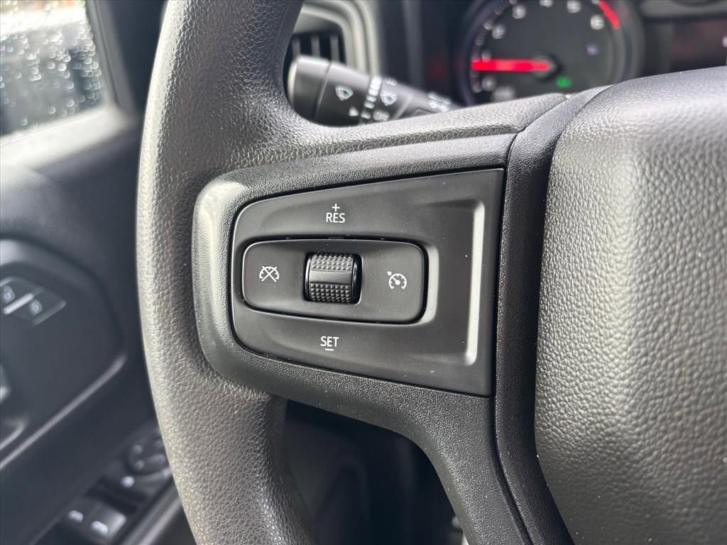 Used 2023 Chevrolet Silverado 2500 Custom w/ Custom Value Package image 17