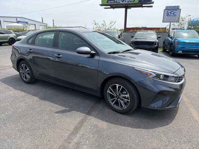 Certified 2024 Kia Forte LXS w/ LXS Technology Package FWD image 5