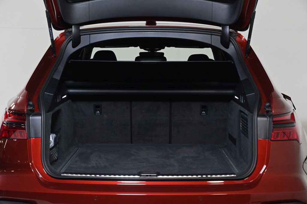 Used 2024 Audi RS 6 performance w/ Matte Carbon Package image 23