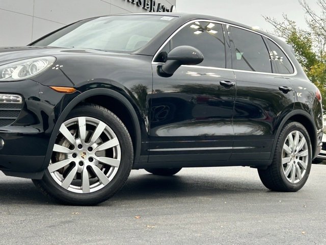 Used 2012 Porsche Cayenne S image 23