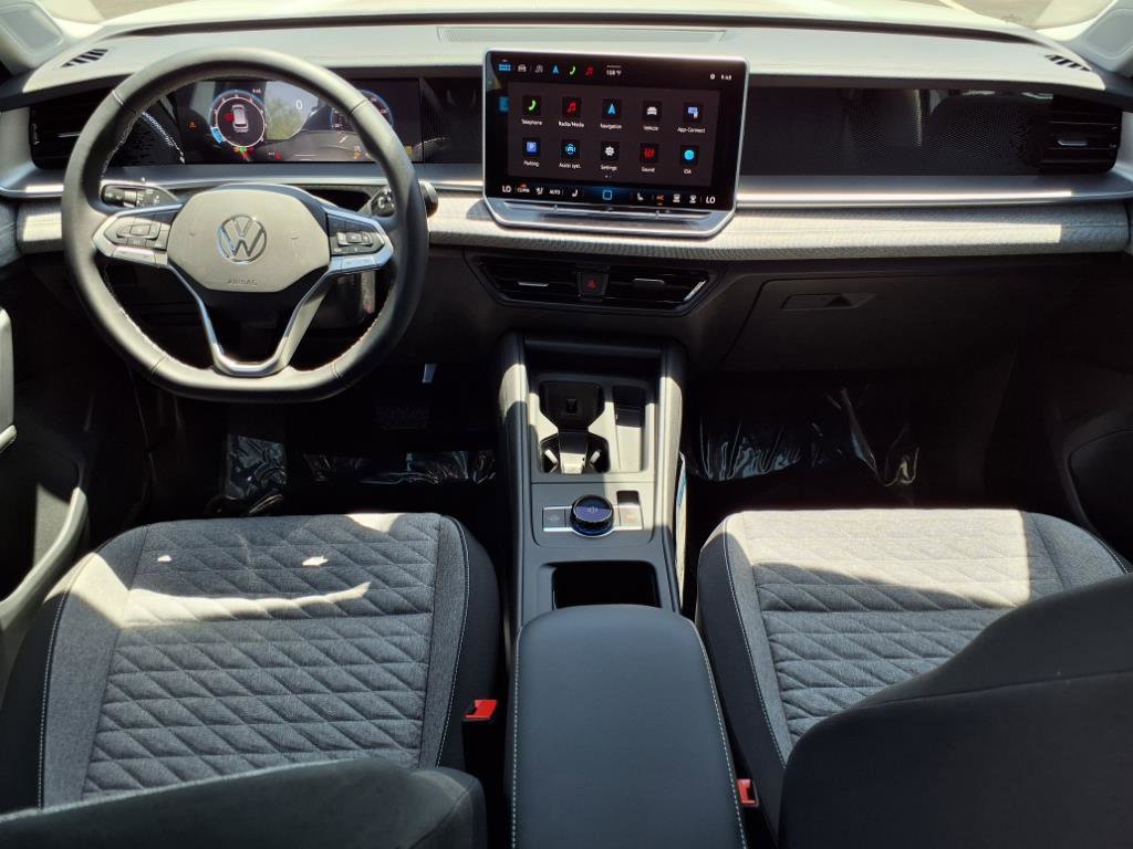 New 2025 Volkswagen Tiguan S image 12