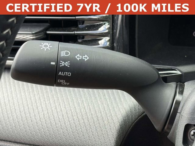 Used 2025 Toyota Camry SE w/ Convenience Package FWD image 27