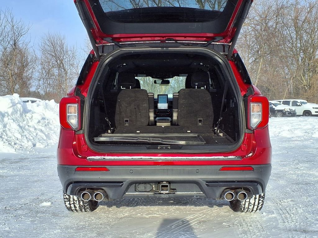 Used 2020 Ford Explorer ST w/ ST Street Pack image 37