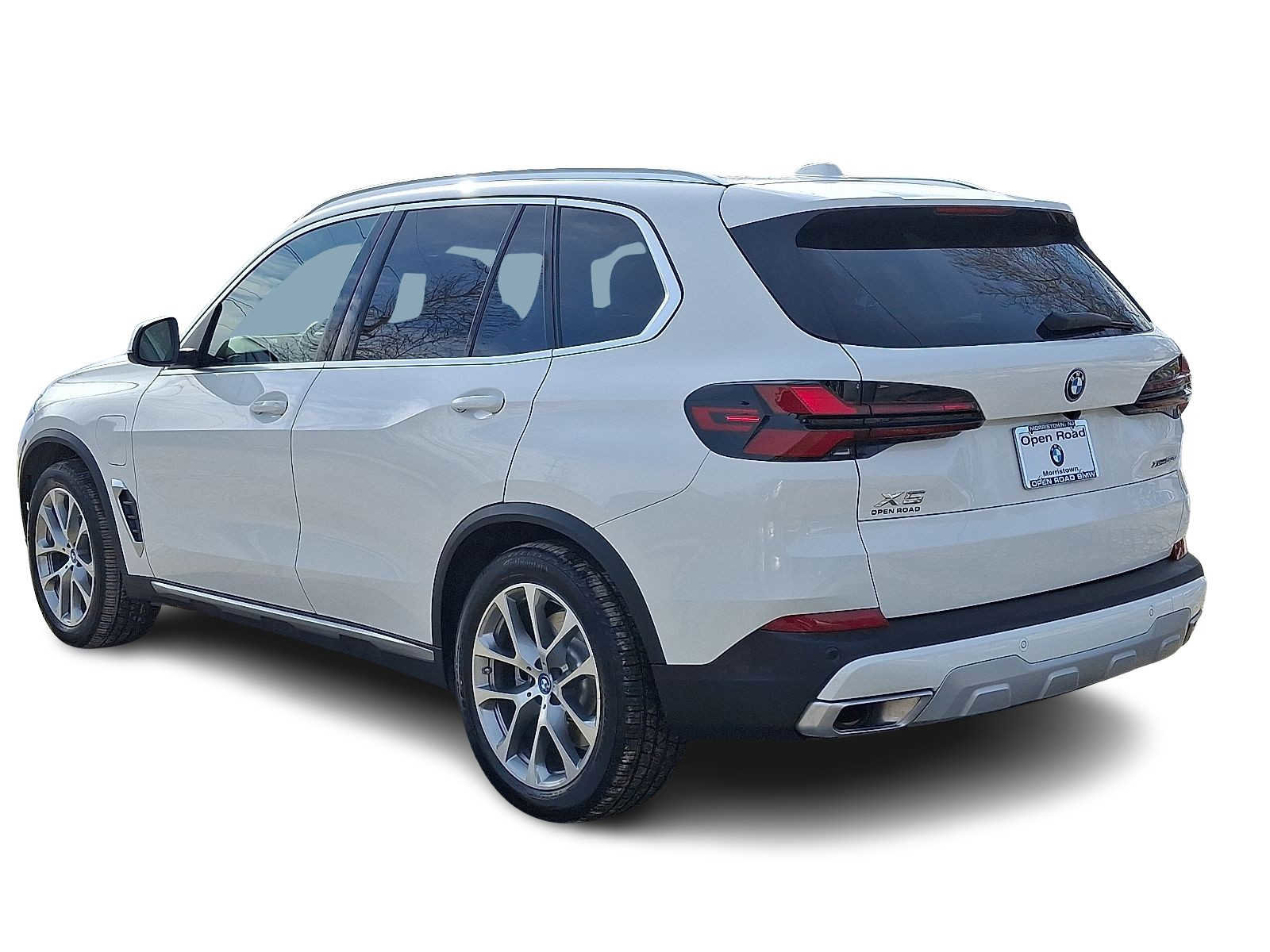 Used 2025 BMW X5 xDrive50e w/ Premium Package image 4