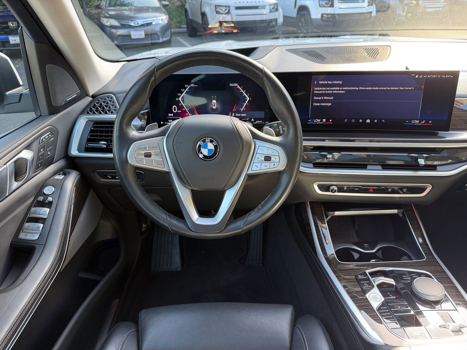 Used 2024 BMW X7 xDrive40i w/ Premium Package AWD/4WD image 29