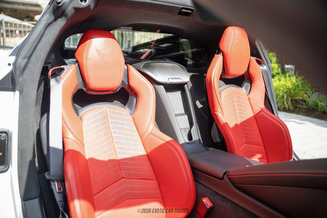 Used 2020 Chevrolet Corvette Stingray Premium Cpe w/ 3LT Preferred Equipment Group RWD image 40