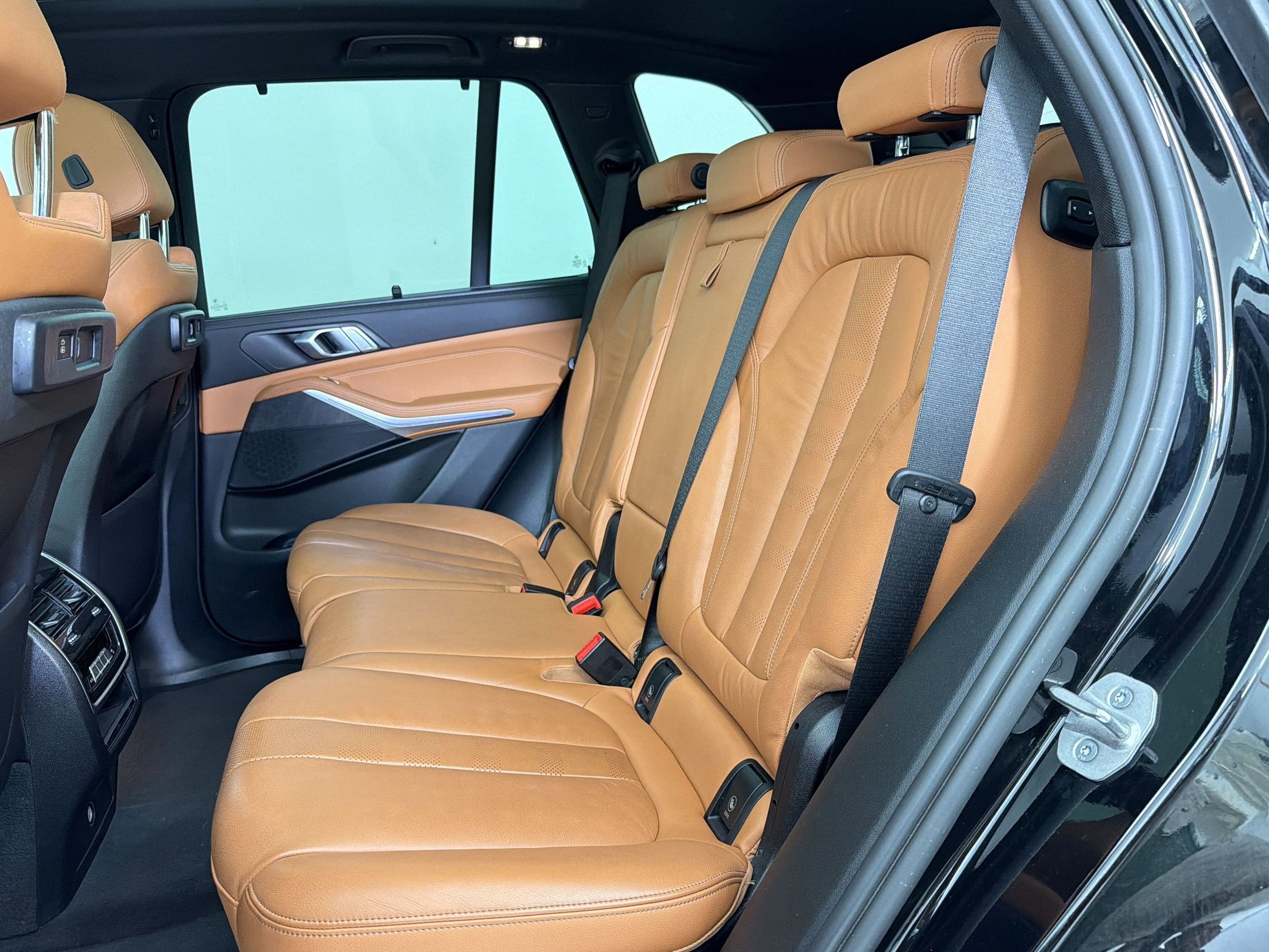 Used 2022 BMW X5 xDrive40i w/ Executive Package image 15