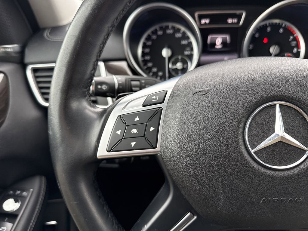 Used 2015 Mercedes-Benz GL 450 4MATIC image 21