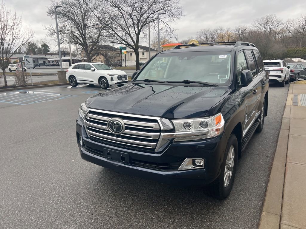 Used 2018 Toyota Land Cruiser image 48