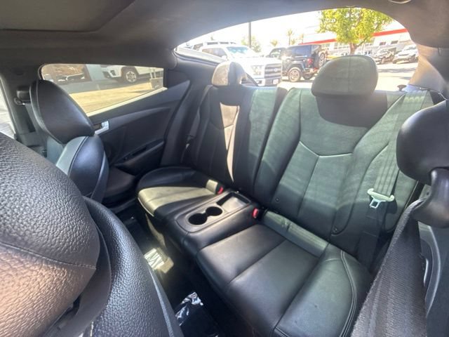 Used 2016 Hyundai Veloster Turbo w/ Option Group 04 FWD image 24