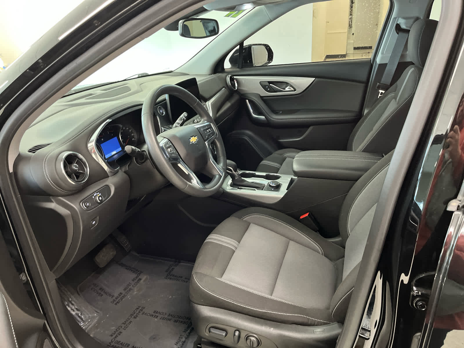 Used 2024 Chevrolet Blazer LT w/ Convenience Package image 16