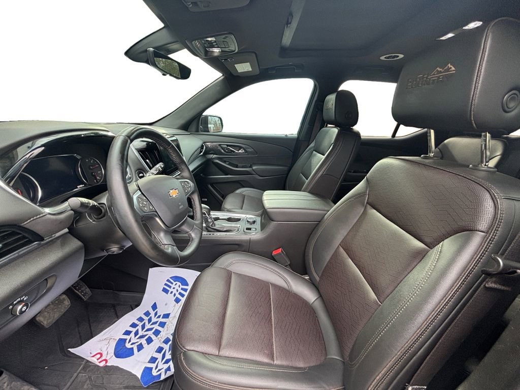 Certified 2023 Chevrolet Traverse High Country w/ LPO, Floor Liner Package image 9