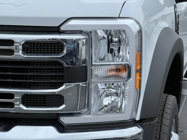 New 2025 Ford F450 XL w/ XL Chrome Package RWD image 26