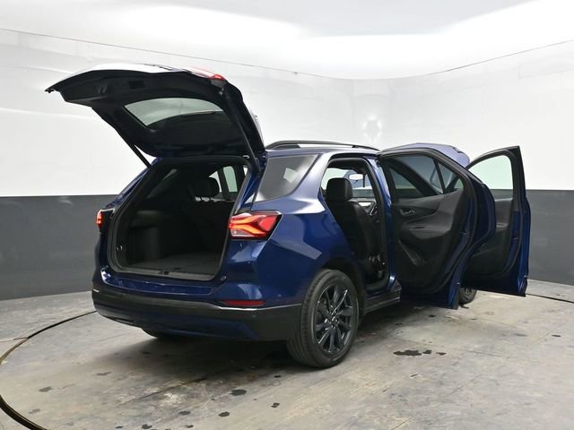 Used 2023 Chevrolet Equinox RS image 53