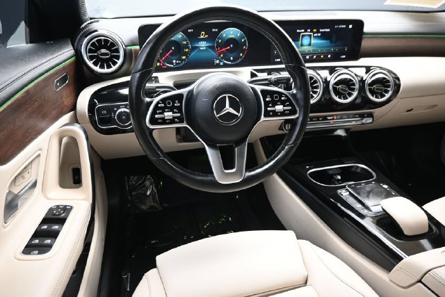 Used 2022 Mercedes-Benz CLA 250 4MATIC image 14