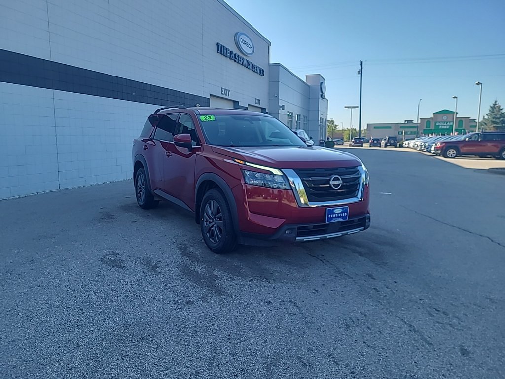Used 2023 Nissan Pathfinder SV AWD/4WD image 8
