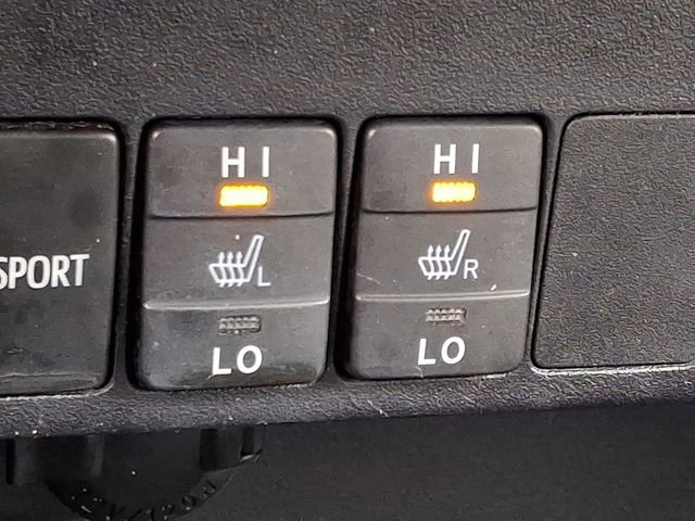 Used 2017 Toyota RAV4 Limited w/ Advanced Technology Package image 25