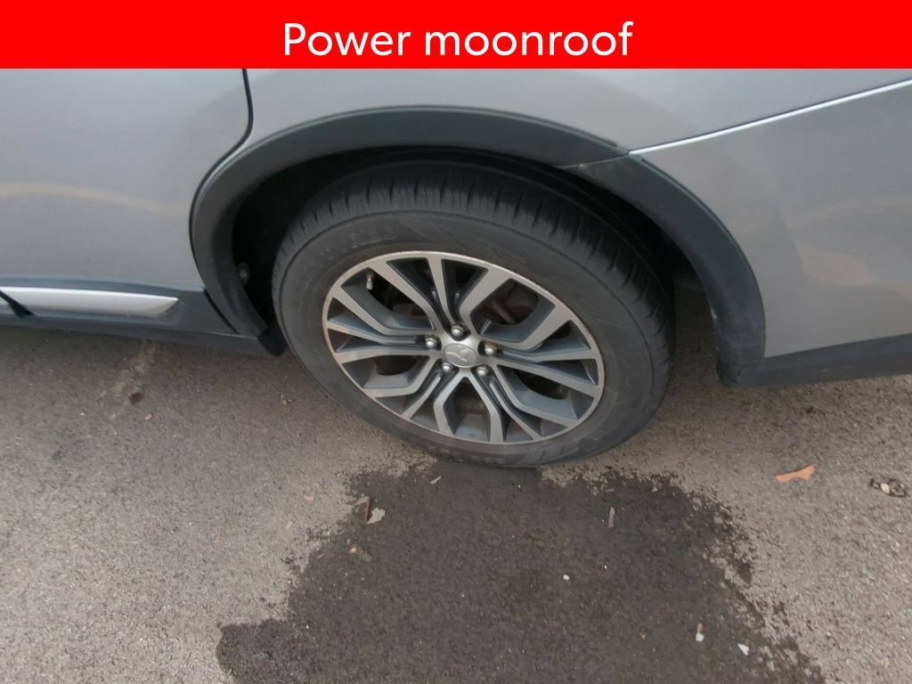 Used 2016 Mitsubishi Outlander GT AWD/4WD image 5