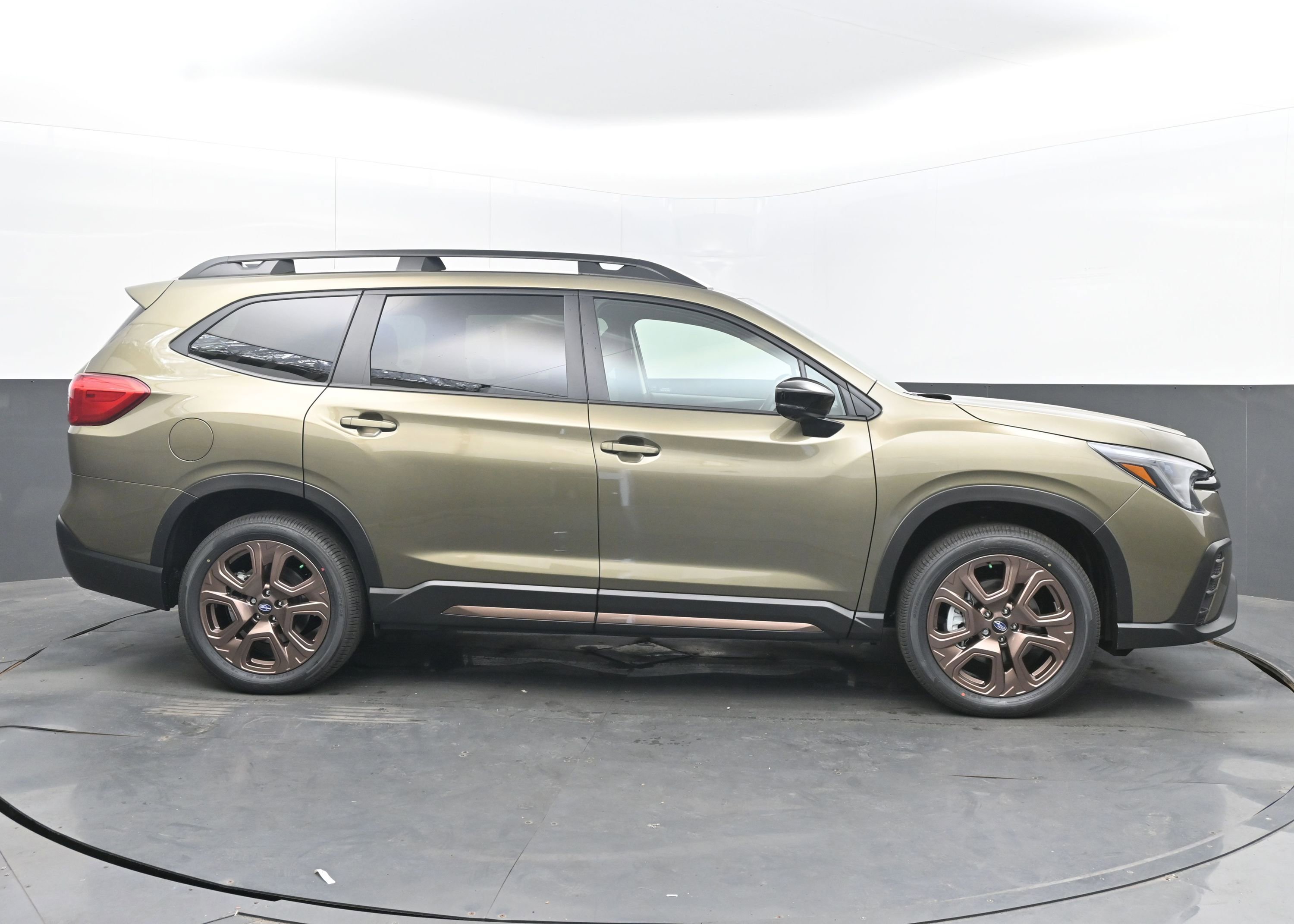 New 2025 Subaru Ascent Bronze Edition image 8