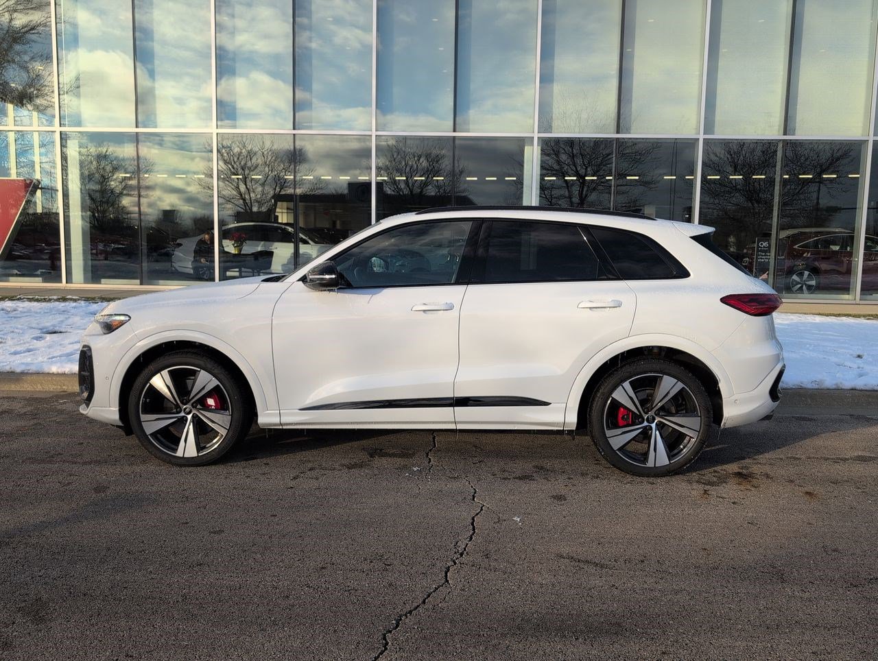 New 2025 Audi SQ5 Premium Plus image 31