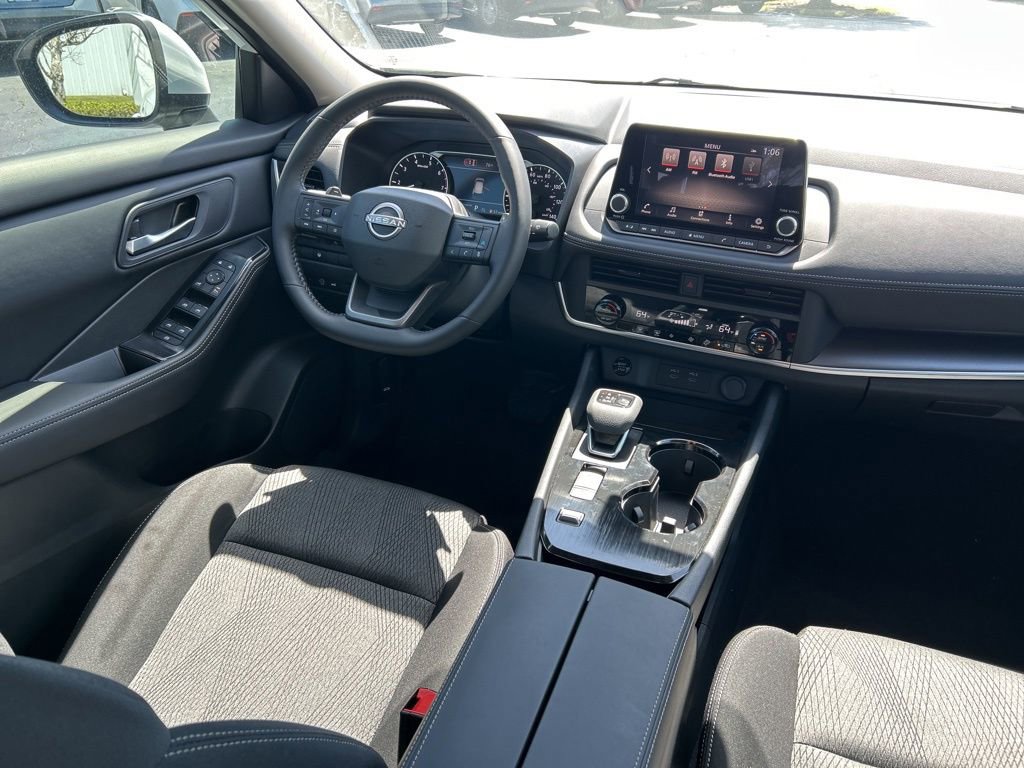 New 2026 Nissan Rogue SV image 10