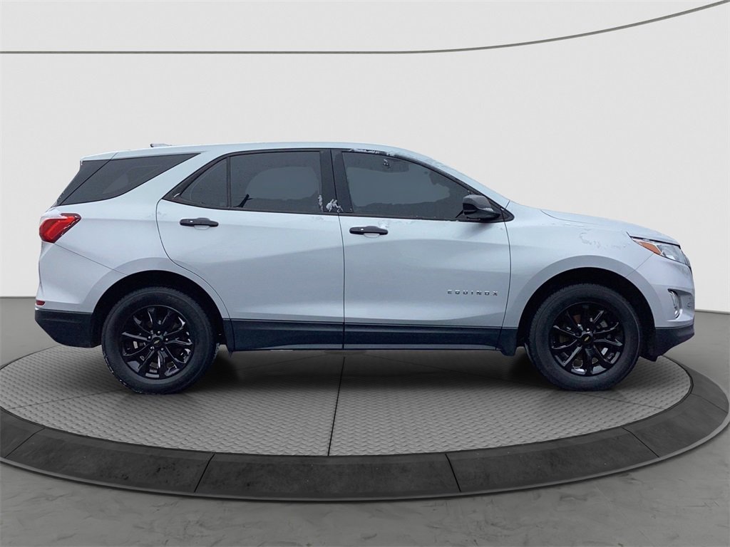 Used 2018 Chevrolet Equinox LS image 8