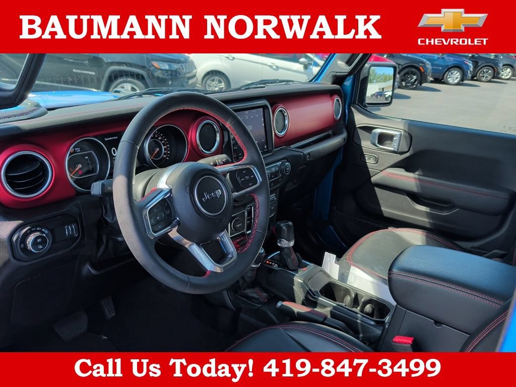 Used 2023 Jeep Gladiator Rubicon w/ Cold Weather Group AWD/4WD image 22