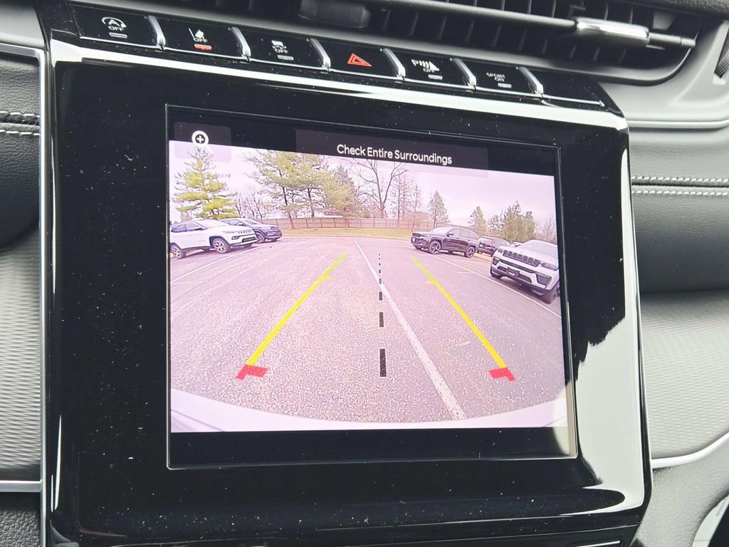 New 2026 Jeep Grand Cherokee Laredo X AWD/4WD image 23