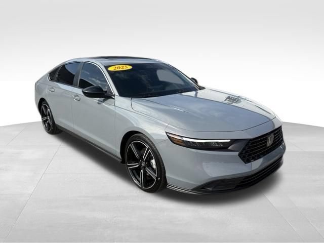 Used 2025 Honda Accord Sport image 8