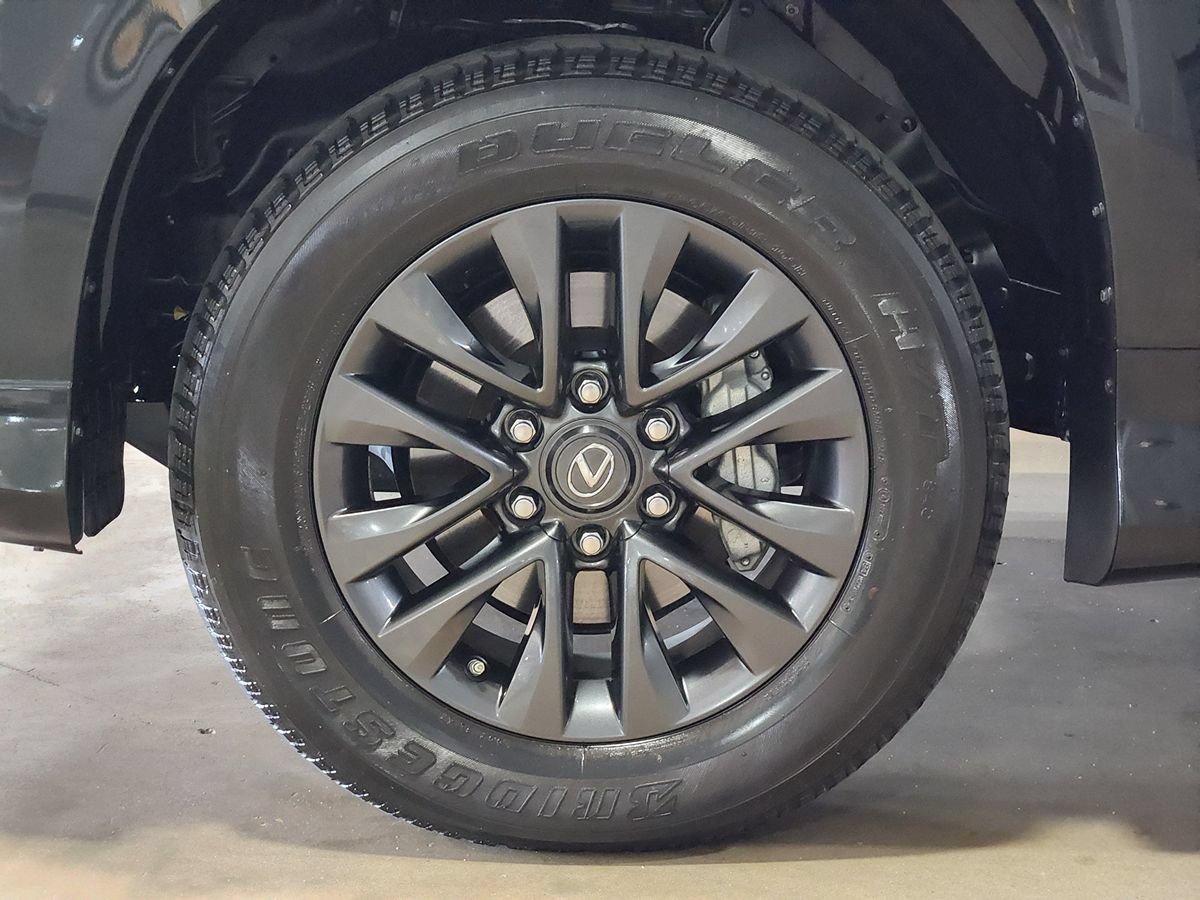 Used 2023 Lexus GX 460 Premium w/ Premium Package AWD/4WD image 26