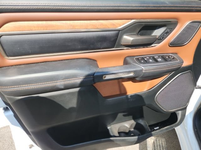 Used 2021 RAM 1500 Limited AWD/4WD image 17