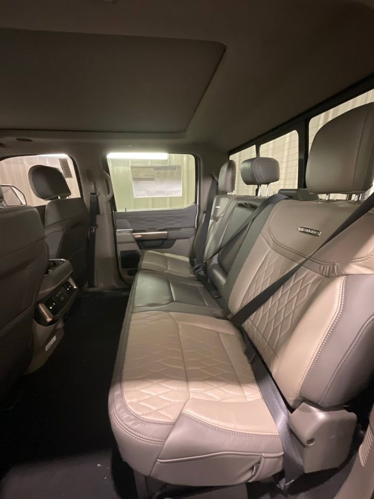 New 2026 Ford F250 Platinum w/ Platinum Plus Package image 11