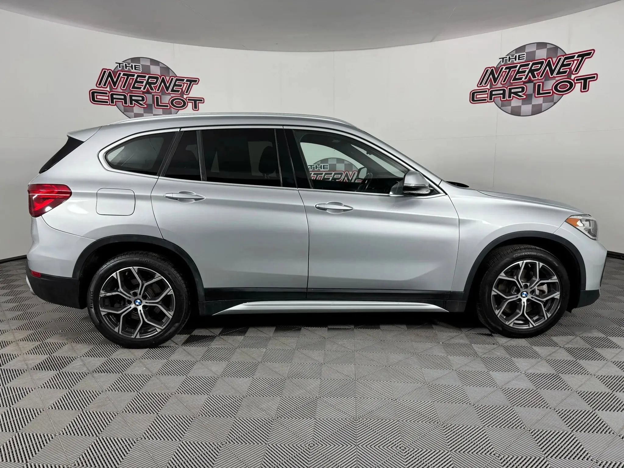 Used 2021 BMW X1 xDrive28i image 8