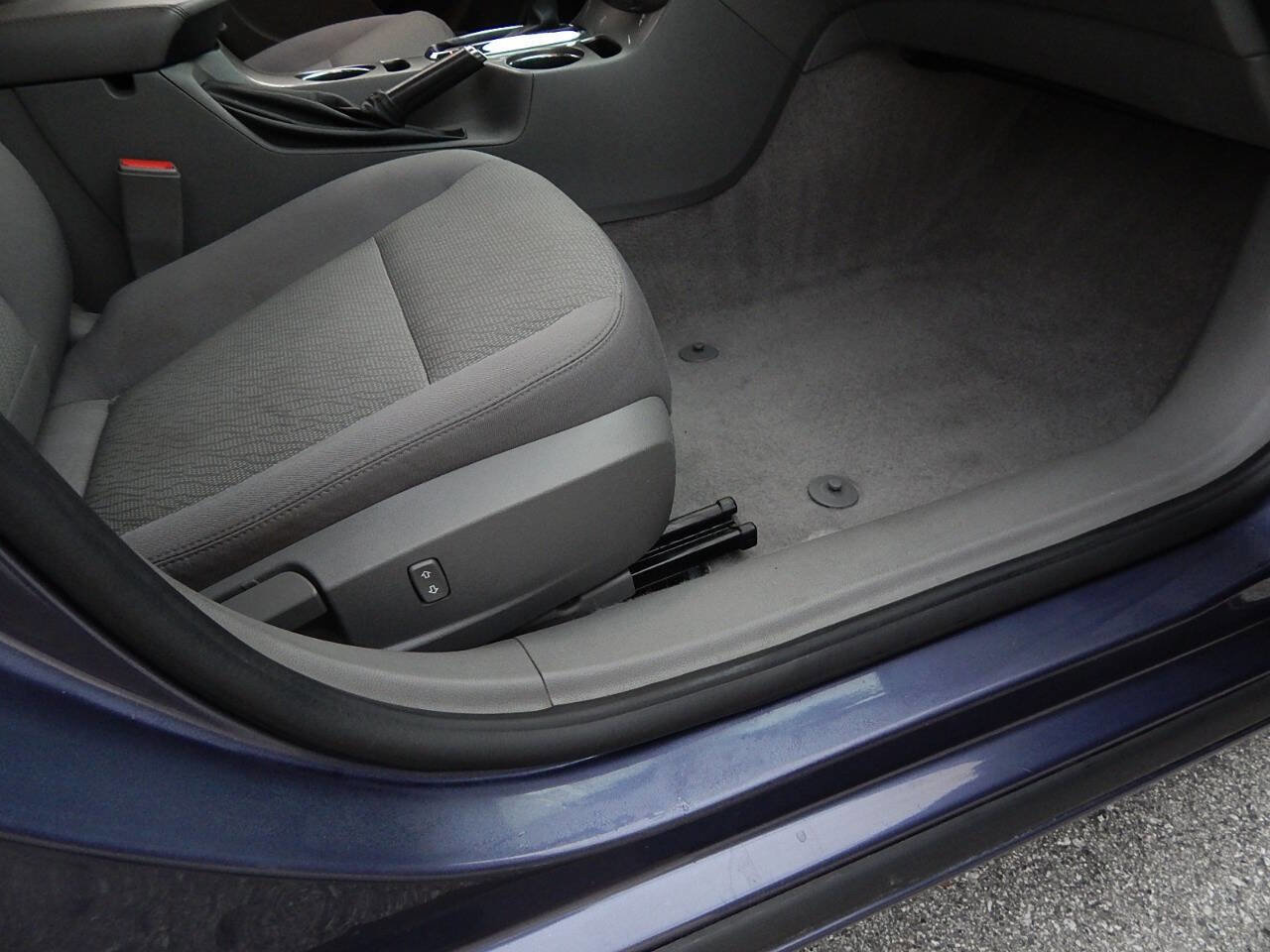 Used 2014 Chevrolet Malibu LS image 17