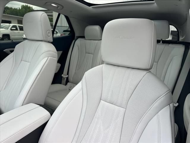 Certified 2026 Buick Envision Avenir AWD/4WD image 23
