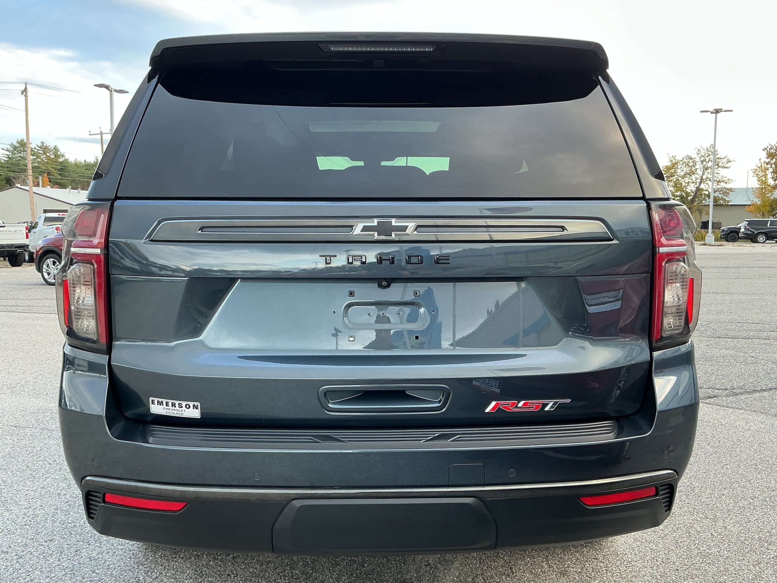Used 2021 Chevrolet Tahoe RST w/ Luxury Package AWD/4WD image 5