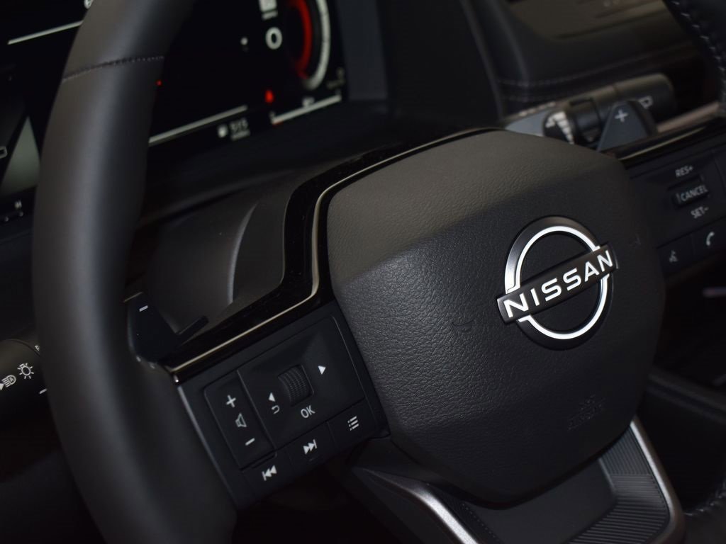 New 2026 Nissan Rogue Platinum image 13