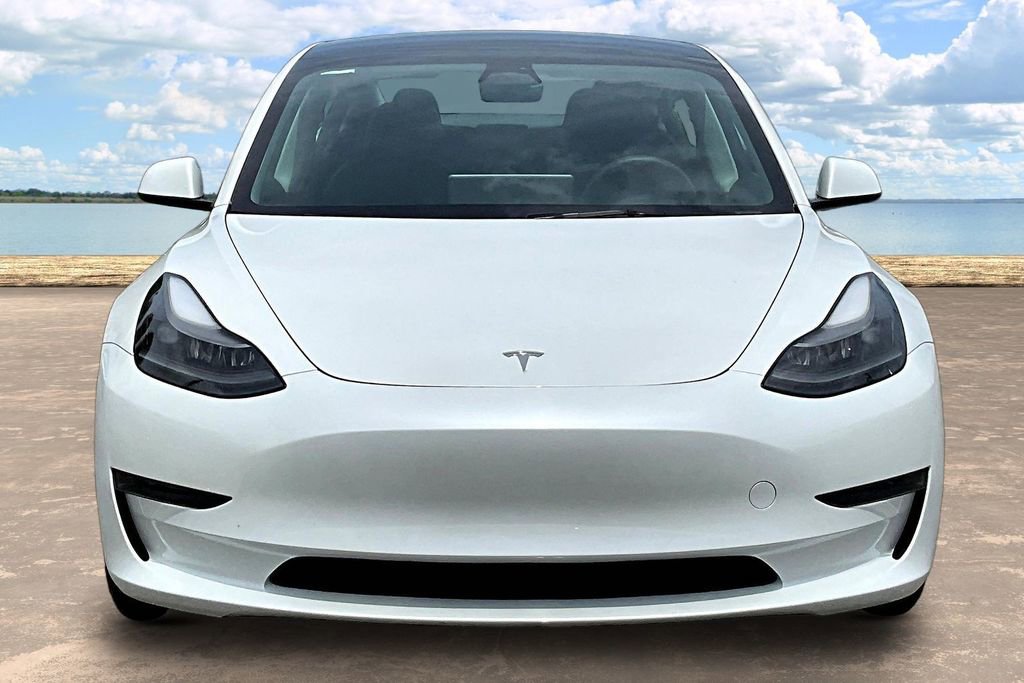 Used 2023 Tesla Model 3 Standard Range RWD image 2
