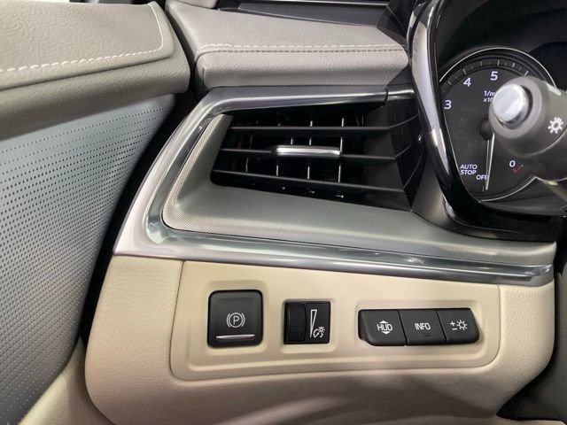 New 2026 Cadillac XT5 Premium Luxury w/ LPO, Floor Liner Package FWD image 21