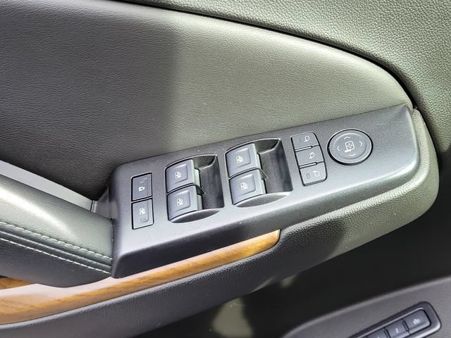 Used 2020 GMC Yukon Denali RWD image 21