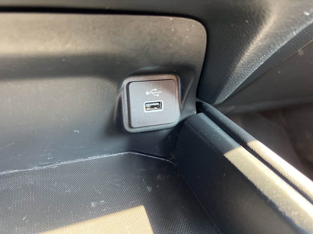 Used 2023 Honda HR-V LX image 32