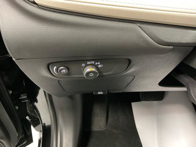 Used 2026 Buick Encore GX Avenir w/ Avenir Technology Package FWD image 12