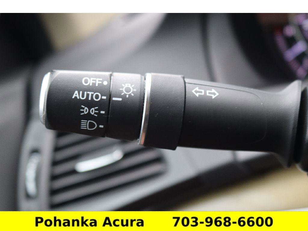 Used 2020 Acura MDX FWD w/ Technology Package image 11