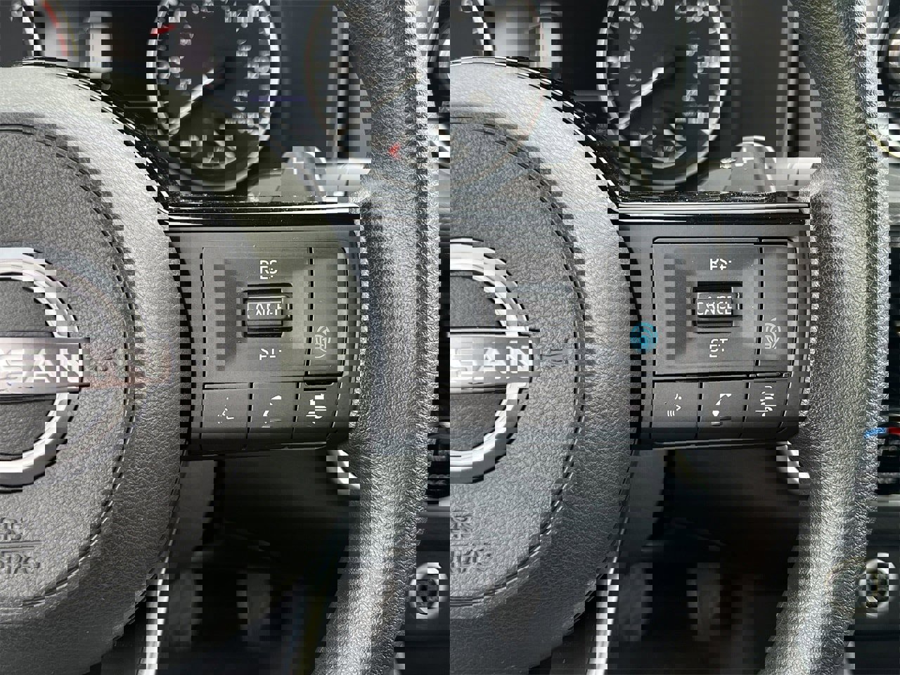 Certified 2022 Nissan Rogue SV image 12