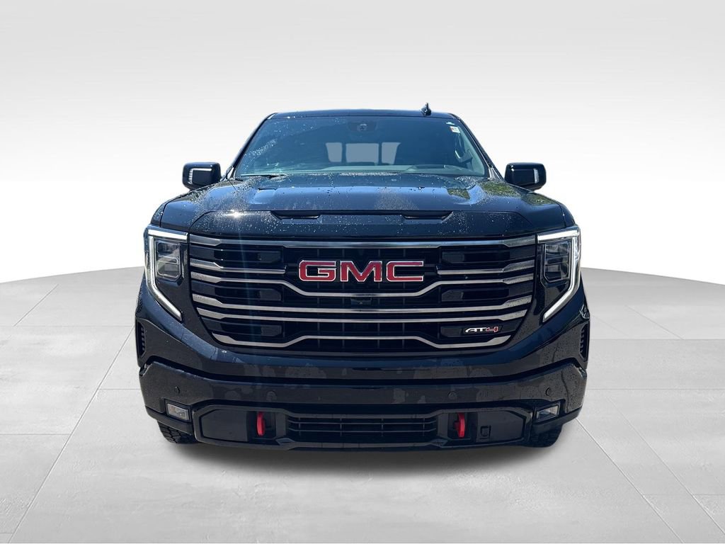 Used 2025 GMC Sierra 1500 AT4 w/ AT4 Premium Package AWD/4WD image 19